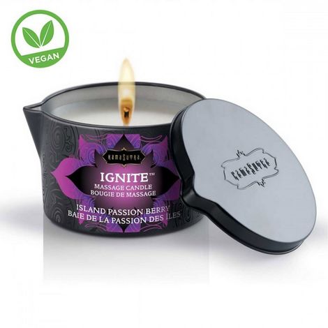 Массажное масло-свеча Ignite Massage Oil Candle Island Passion Berry - 170 г.